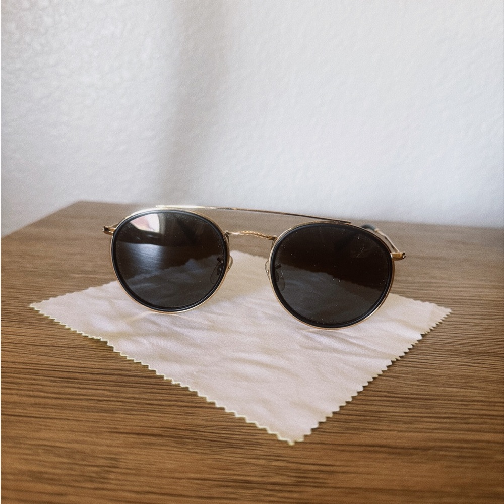 Stylish Gold and Black Sunglasses